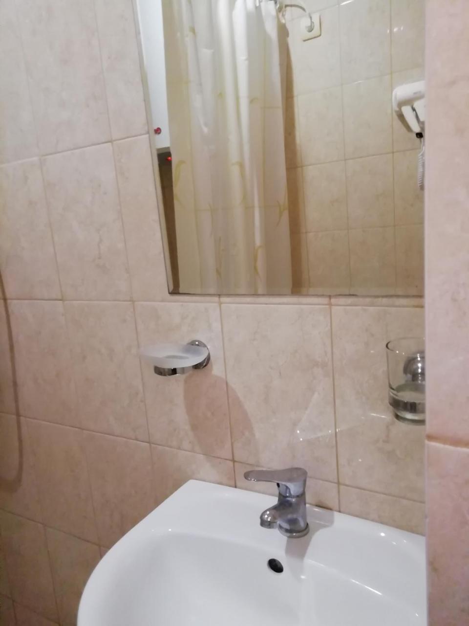 Mini-Hotel Yanson 2 Gagra Kültér fotó