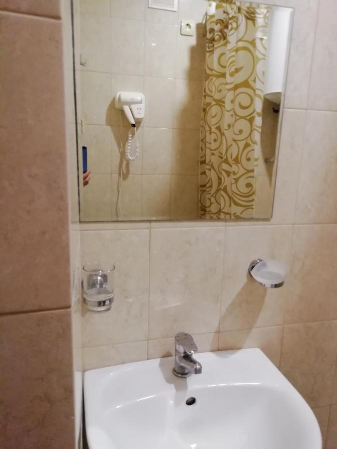 Mini-Hotel Yanson 2 Gagra Kültér fotó